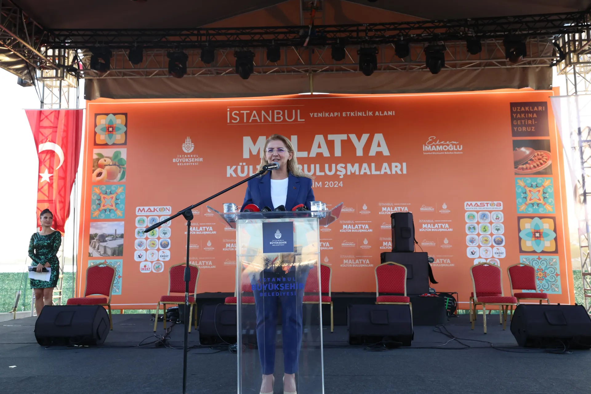 BAŞKAN OVALIOĞLU, MALATYA KÜLTÜR GÜNLERİ’NİN AÇILIŞINA KATILDI