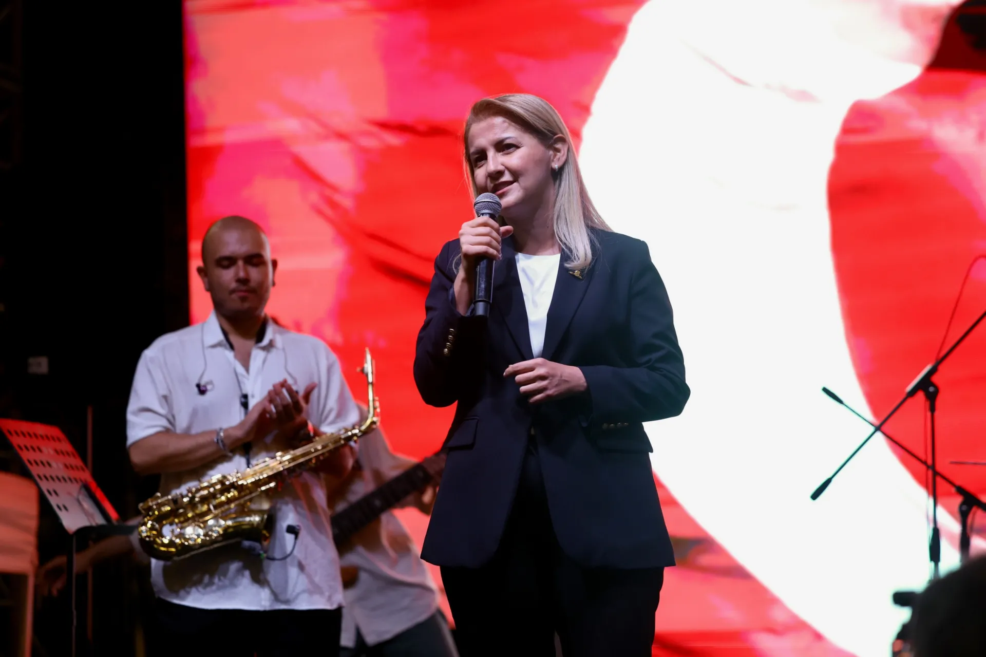 BÜYÜK ZAFERİN 102.YIL DÖNÜMÜ COŞKUYLA KUTLANDI